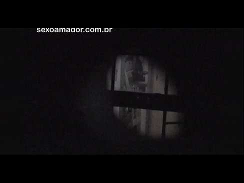 ❤️ Blondie wurdt yn it geheim op fideo opnommen troch in buertvoyeur ferburgen efter holle bakstiennen ️ Porno vk by porno fy.fotonovelasxxx.ru